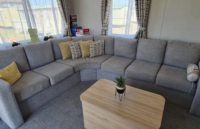 Mikey 3 bed Balcony Rhyl - Foto 10