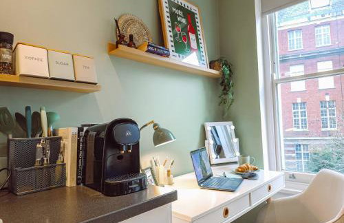 Stylish Studio by Kensington Olympia, fast Wi-Fi - Foto 14
