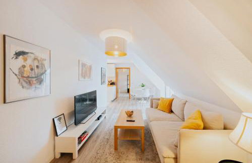 Bliss Place - Serviced Apartment - Arbeitsplatz, Zentral, Küche, Waschmaschine, SmartTV - Foto 7