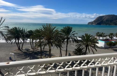 Apartamento LH Beach frente al mar - Foto 19