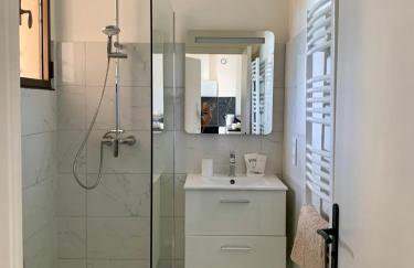 2 pièces, moderne et lumineux avec piscine en résidence privée - Photo 13