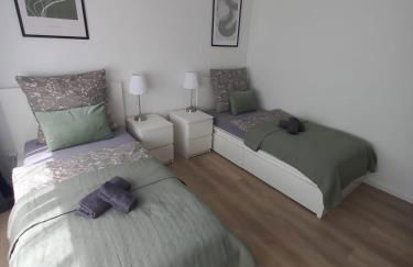 Paula - für Monteure, Familien und Durchreisende 3 Zimmer 5 Betten - Foto 3