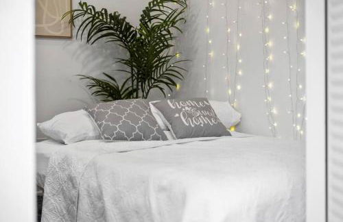 Lux Stay's Modern Loft Style Tiny Home in ATL - Foto 46