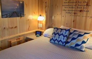 Knotty but Nice-sleeps 6-one minute to lake! - Foto 28