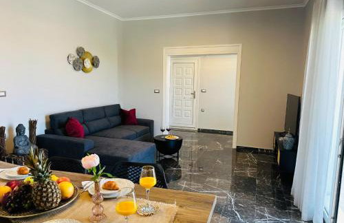 Flev's House with Jacuzzi & Rooftop BBQ - Photo 5