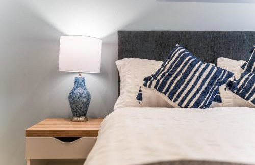 Central Leeds Flat - In City Centre - Modern Décor - Sleeps 8 - Foto 17