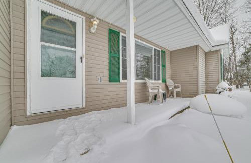 Cozy Mancelona Home Ski, Golf and Snowmobile! - Foto 23