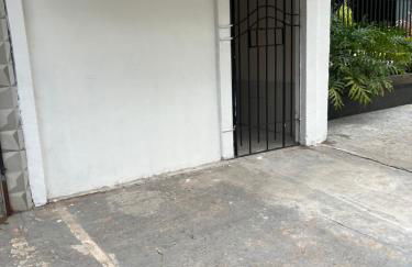 Suíte com cozinha em área nobre - Foto 11