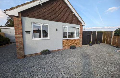 Hoot Hollow - Hot Tub Hideaway - Foto 22