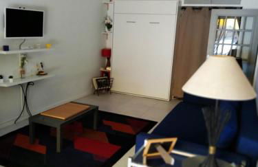 NICE- GAIRAUT - JARDIN PRIVE- GRAND F1 LUMINEUX-Piscine Collective - Foto 17