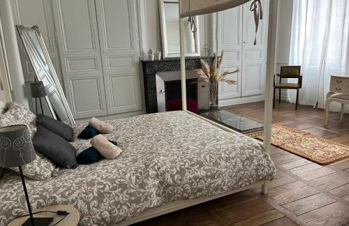 La Villa Louana 1 Appartement 160m2 sobriété,élégance en cœur de ville - Foto 11