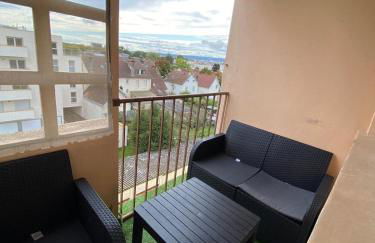 Large 3 bedroom cozy apartment - Foto 13