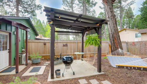 Cozy Cottage with Park Pass, 1 Mi to Jenkinson Lake! - Foto 2