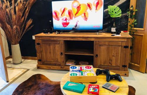 Uai House Casa com Jacuzzi, cromoterapia e colchão massageador - Foto 39