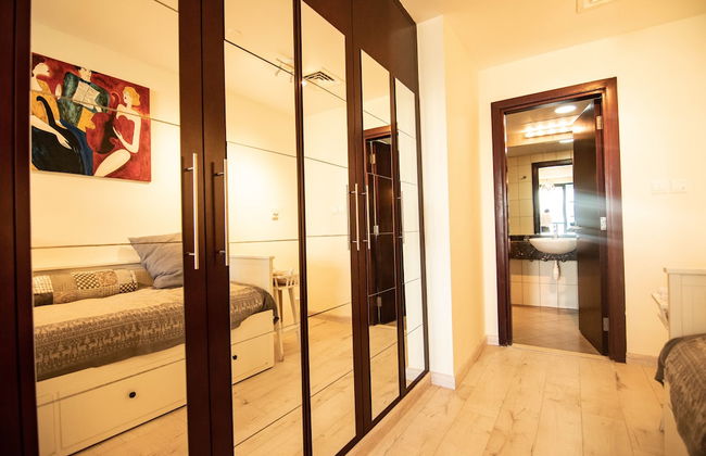 Lux BnB I X1 Tower I Golf Course & Sea Views - Photo 29