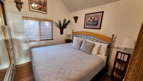 Ocean Front Cabin 11 w Jacuzzi & Superb Views - Photo 4