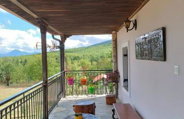 The Lady of the Lake - Photo 14