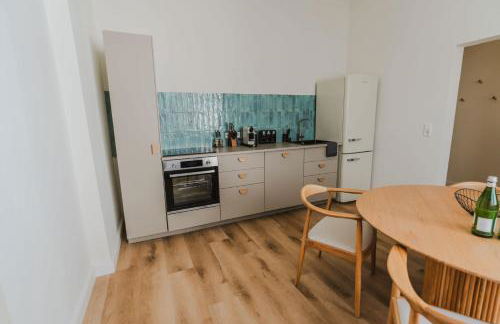 STAYLIGHT Business & Boutique Apartment - Parking lot - Foto 14