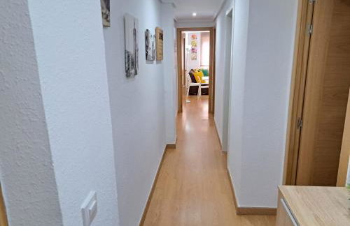 Céntrico apartamento en Valencia próximo parada de metro Ángel Guimerà - Foto 22