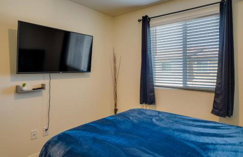 Inviting Henderson Townhome with Community Pool! - Foto 24