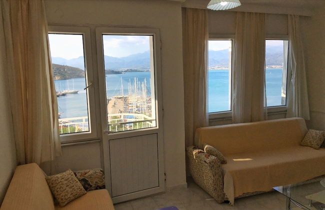 Gungor Apart - Photo 1