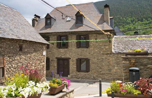 Casa Montlude - Elegancia rústica y confort moderno en el corazón del Valle de Arán by Eth Flòc - Foto 56