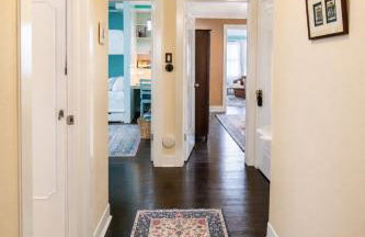 Charming home with pool, enclosed yard, patio & great Woodlawn Lake location - Foto 57