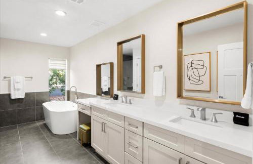 Pickleball Court~ Hot Tub & Pool~ Mini Golf~Games - Foto 26