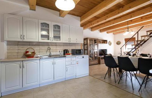 Amazing Home In Oljasi With Sauna - Photo 5