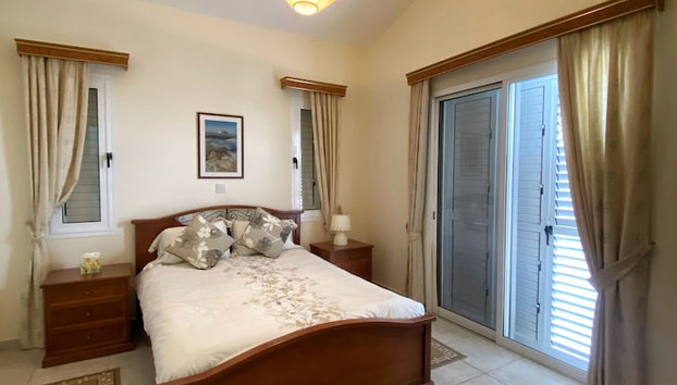 09 PEY - Stay Peyia Bungalow - Foto 4, Habitación