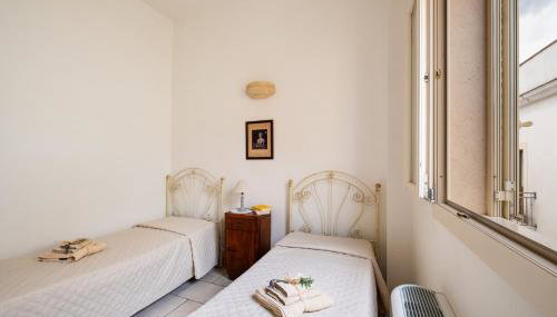 Le due Torri - Foto 2