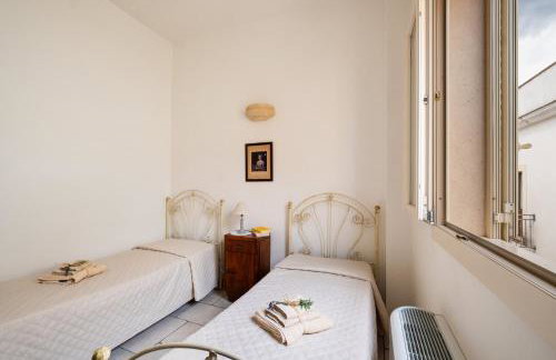 Le due Torri - Photo 2