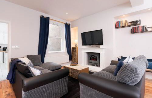 Ty Gwladus a Einion by Wales Escapes - Photo 2