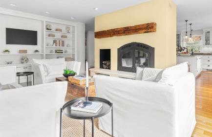 Modern Berkshires Farmhouse w Porch Fireplace Views Beaver Creek by AvantStay - Foto 8