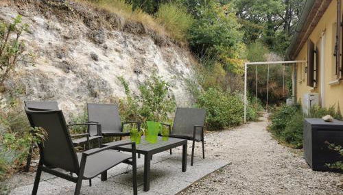 Inviting Villa in Saint Paul Trois Chateaux With Pool - Foto 2, Garden