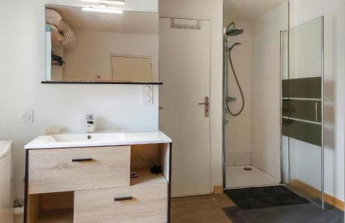 Beautiful Apartment In Saint-Evarzec - Foto 19