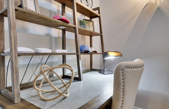 The Nest at Pinecrest by Avantstay Hot Tub Spacious Deck Game Room Fire Pit - Foto 20