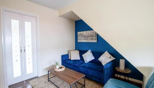 2BR Home Near Shops & Transport Links - Foto 2