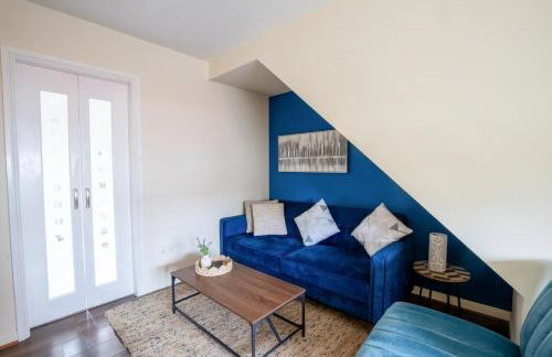 2BR Home Near Shops & Transport Links - Foto 2