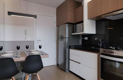 Studio prox shopping Curitiba Wifi, TV a Cabo e ar by UROOMS - Foto 13