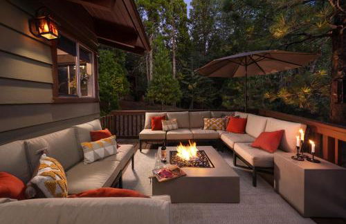 Large A-Frame Cabin (9 Beds, AC, + Lake Access) - Foto 1