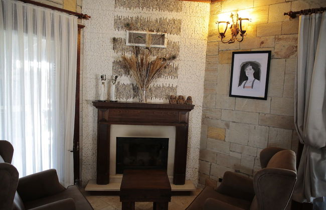 The Mira House - Photo 64