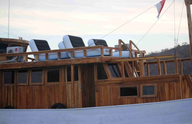 Boat Charter KM.Caroline - Foto 18