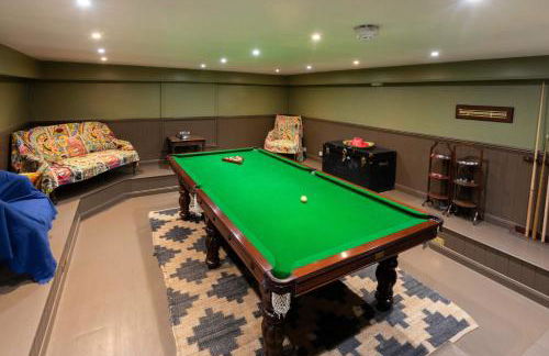 Henge Estate - Large Manor with ensuite double rooms, hot tub and tennis court - Foto 28
