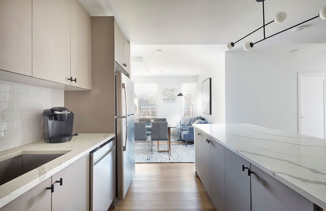 Modern 3 BR Loft -shared Deck - gym - Mins to NYC - Foto 4