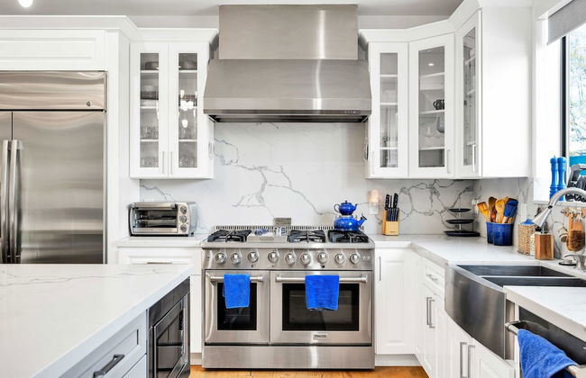 Wellesley by Avantstay 2 Miles to Beach - Photo 10