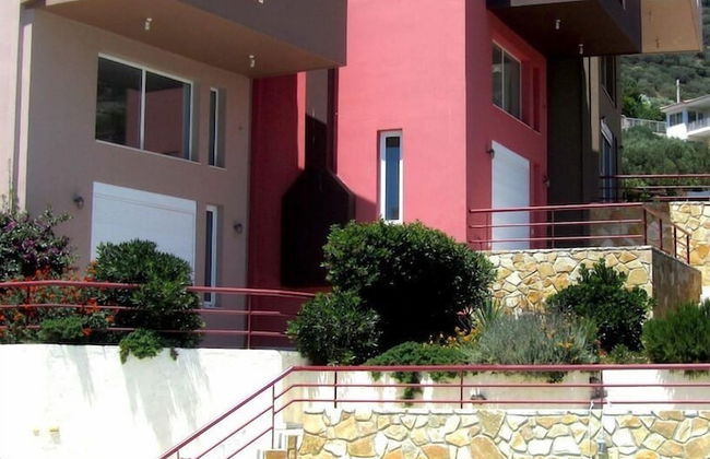 Amalia Residences - Photo 16