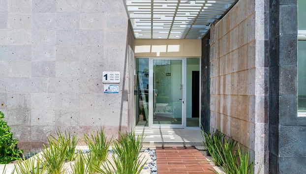 Entrada (vista interior)