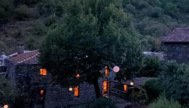 Appartement de Charme dans un Ancien Mas Cévenol piscine et jacuzzi - Photo 2