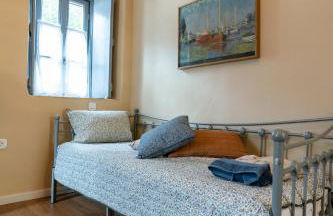 ENGLEZENA'S GUESTHOUSE - Photo 19